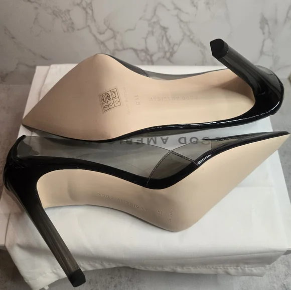 Good American Cinder-F*cking-Rella Pumps in Light Smoke - Picture 4 of 5